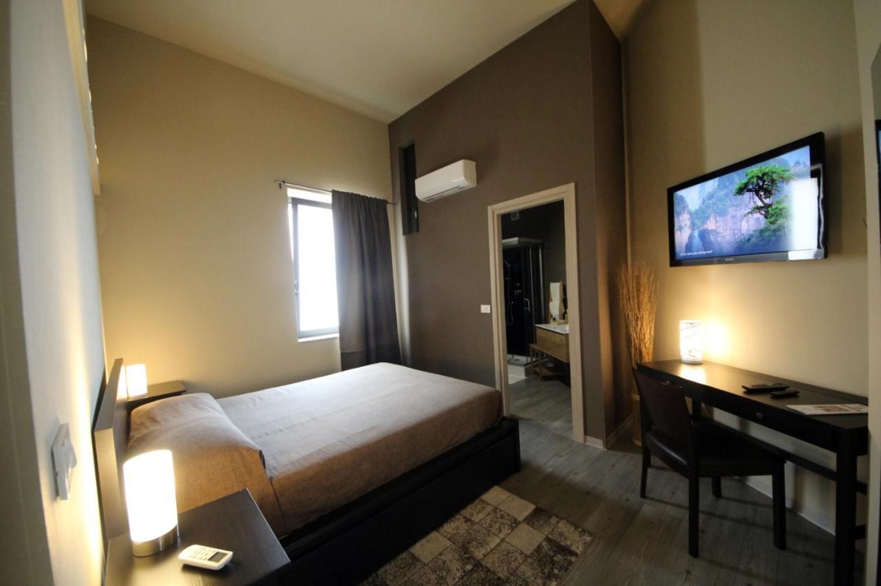 Dimora Nettare Hotel บรินดิซิ ภายนอก รูปภาพ